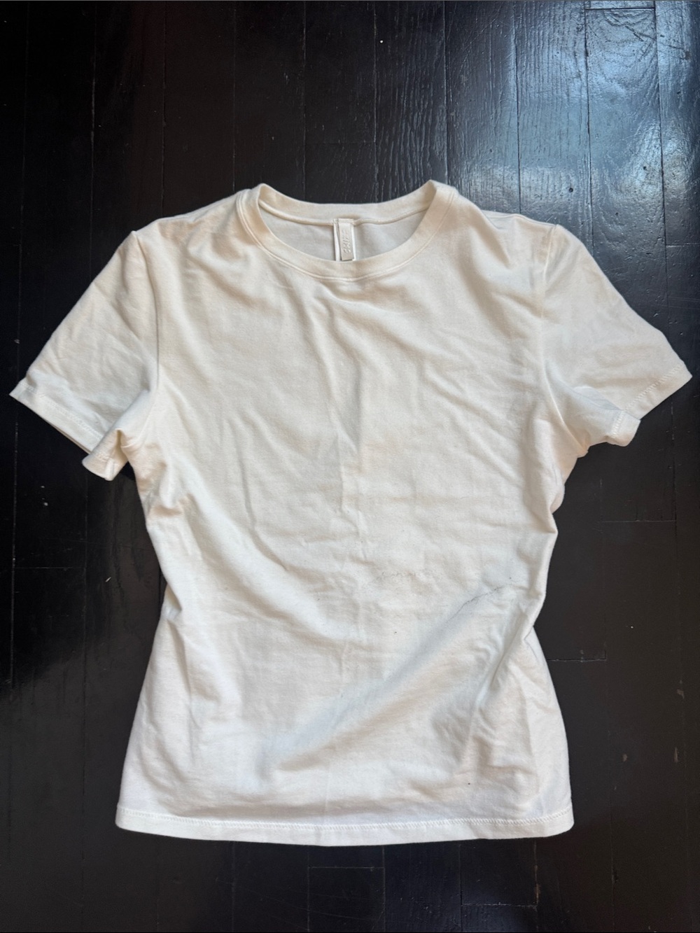 SKIMS White Short Sleeve Crew Neck Tee